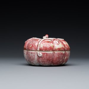 Boîte couverte en forme de citrouille en porcelaine de Chine à émail dit 'fleur de pêche', 19ème — photo 5