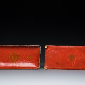 Boîte de forme rectangulaire en bois laqué et peint, Kashmir, Inde, 19ème — photo 11