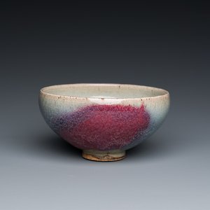 Bol de type junyao à tache de pourpre, Chine, Ming ou postérieur — photo 1