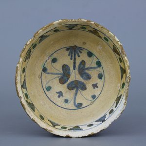 Bol en majolique polychrome d'Anvers, 2e moitié 16e — photo 1