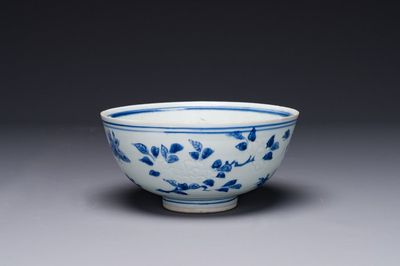 Bol en porcelaine de Chine en bleu et blanc de l'épave Hatcher, époque Transition