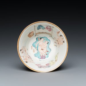 Bol en porcelaine de Chine qianjiang cai à sujet érotique, 19ème — photo 6