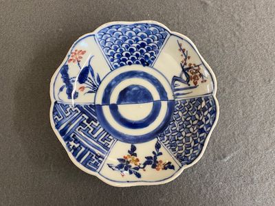 Bol 'Yin et Yang' en porcelaine de Chine en bleu, blanc et rouge de cuivre de type ko-sometsuke pour le marché japonais, Tianqi/Chongzhen — photo 2