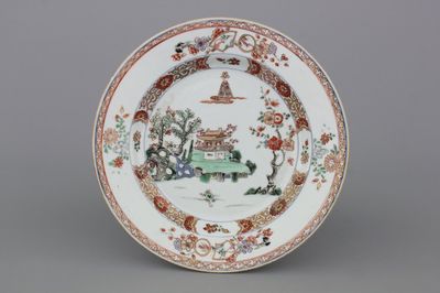 Bord in Chinees porselein, Kakiemon stijl, Qianlong, 18e eeuw