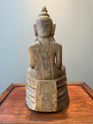 Bouddha assis en bois de teck laqué et partiellement doré, Royaume d'Hanthawaddy, Birmanie, 16ème — photo 3