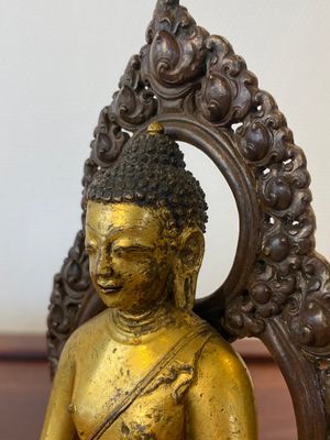 Bouddha de Médecine ou Bhaishajyaguru en alliage de cuivre doré et argenté, Sino-Tibet, 19ème — photo 6