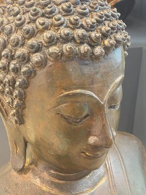 Bouddha en bhumisparsha mudra en bronze, Thaïlande, 18/19ème — photo 2