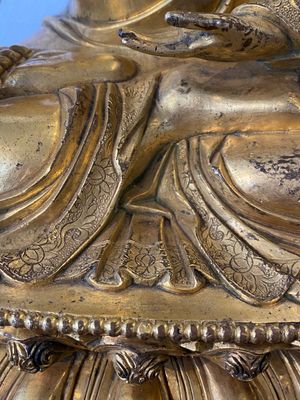 Bouddha Shakyamuni en bronze doré, Chine, probablement Ming — photo 10