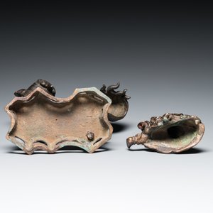 Brûle-parfum couvert en bronze en forme d'un Luohan sur un lion bouddhiste, Chine, fin Ming/début du Qing — photo 7