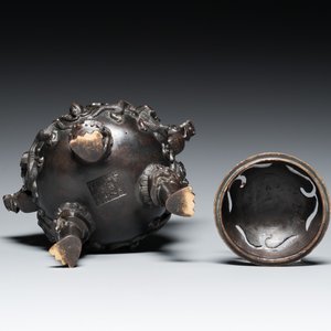 Brûle-parfum tripod couvert en bronze, marque de Xuande, Chine, 19ème — photo 6