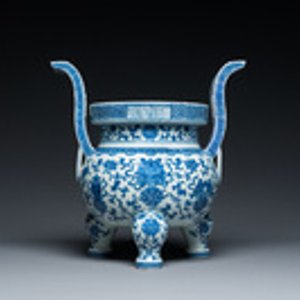 Brûle-parfum tripod en porcelaine de Chine en bleu et blanc, marque et époque de Daoguang — photo 2