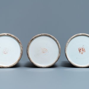 B:Three Chinese qianjiang cai hat stands, 19/20th C. — photo 6