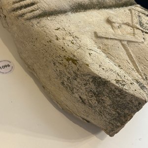 Buste d'homme maçonnique en pierre sculptée, probablement France, 18ème — photo 10