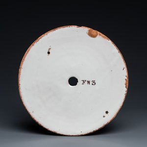 Cadran d'horloge en faïence en manganèse et blanc dans le style de Delft, Angleterre, 18ème — photo 2