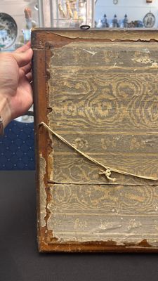Canton school: A pair of reverse glass paintings in original frames — photo 12
