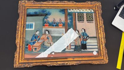 Canton school: A pair of reverse glass paintings in original frames — photo 28