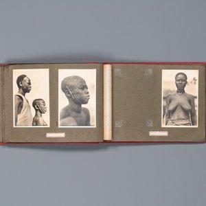 Casimir Zagourski (1883-1944): Album met 90 zwart-witfoto's uit de serie 'L'Afrique qui disparaît', 1e helft 20e eeuw — foto 16