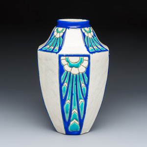 Charles Catteau for Boch Kéramis: An Art Deco crackle-glazed earthenware vase with geometric design — photo 1