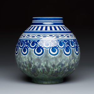 Charles Catteau for Boch Kéramis: An Art Deco stoneware (grès) vase with geometric design — photo 3