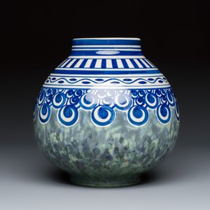 Charles Catteau for Boch Kéramis: An Art Deco stoneware (grès) vase with geometric design — photo 4