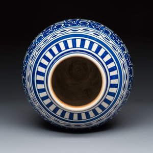 Charles Catteau for Boch Kéramis: An Art Deco stoneware (grès) vase with geometric design — photo 6