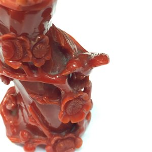 Chinees snuifflesje in gesculpteerd bloedkoraal — foto 6