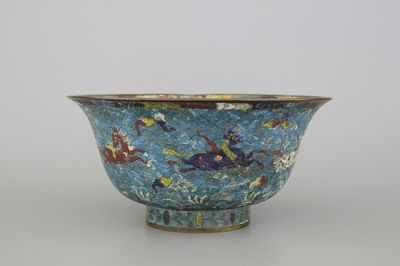 Chinese cloisonné kom "Horses of Mu Wang", Ming-dynastie