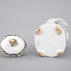 Chinese grisaille export porcelain: a tea caddy, saucer and teapot stand, 18th C — foto 9
