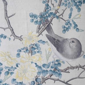 Chinese school, 19th C., ink and colour on silk: 'birds on blossoming branches' — photo 8