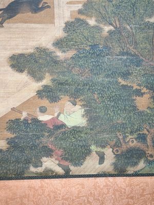 Chinese school: 'A bear breaks into the palace', ink and colour on silk, Qing — 照片 3