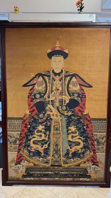 Chinese school: A large and important portrait of a duchess — photo 94