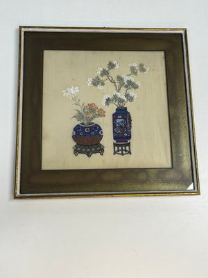 Chinese school: a set of three 'Floral Arrangements' paintings, ink and colour on silk, Republic — photo 1