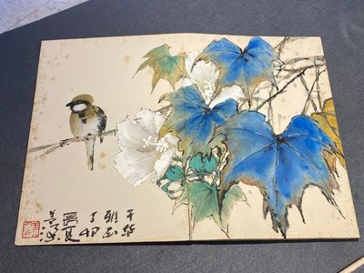 Chinese school: Een album met twaalf schilderingen met handtekeningen van beroemdheden, w.o. Zhao Shaoang 趙少昂, inkt en kleur op papier, gedateerd 1944 — foto 35