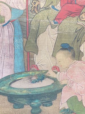 Chinese school: 'Emperor Qianlong with children', ink and colour on silk, 18/19th C. — photo 16