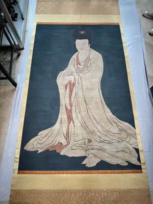 Chinese school: 'Guanyin', ink and colour on silk, Qing — 照片 1