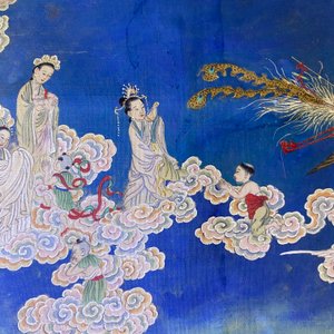Chinese school, ink and color on canvas: 'Mountainous landscape with goddesses, mythical animals and boys', 19/20th C. — photo 25
