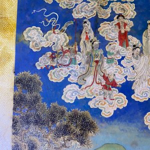 Chinese school, inkt en kleur op doek: 'Bergachtig landschap met godinnen, fabeldieren en jongens', 19/20e eeuw — foto 23