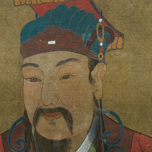 Chinese school, inkt en kleur op zijde, Qing: Drie portretten van historische keizers — foto 7