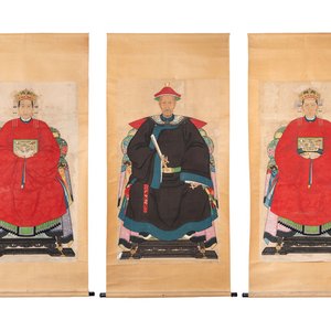 Chinese school: three ancestor portraits, ink and colour on paper, 19/20th C. — 照片 1