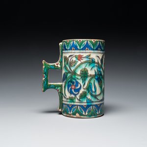 Chope en faïence dans le style d'Iznik, Kutahya, la Turquie, 19ème — photo 2