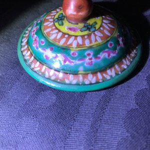Cinq bols en porcelaine de Chine Bencharong pour le marché thai, 19ème — photo 22