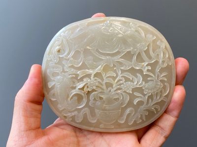 Cinq boucles de ceintures sculptées en jade blanc, Chine, Qing — photo 9