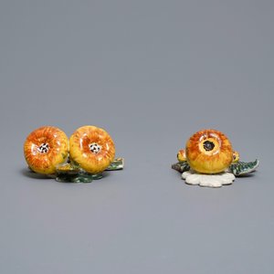 Cinq modèles de pommes et poires en faïence polychrome de Delft, 18ème — photo 12