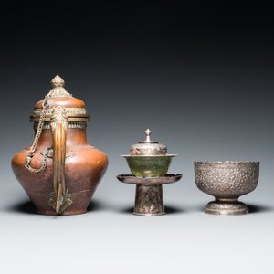 Cinq objets rituels en cuivre, argent, jade et bois, Tibet, 19/20ème — photo 5
