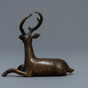 Cinq objets votives bouddhistes en bronze, Tibet et Népal, 18/19ème — photo 4