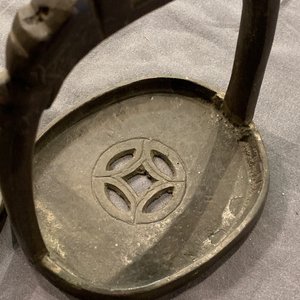 Cinq paires d'étriers en bronze, Chine et Japon, 18/19ème — photo 41