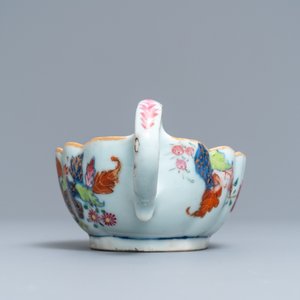 Cinq pièces en porcelaine de Chine famille rose à décor 'pseudo feuille de tabac', Qianlong — photo 11