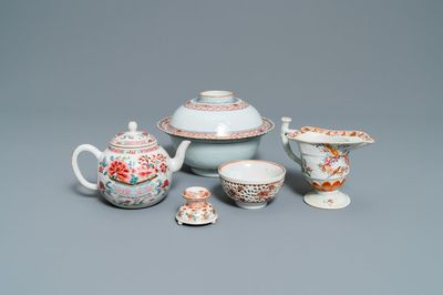 Cinq pièces en porcelaine de Chine famille rose et rouge de fer, Kangxi/Qianlong