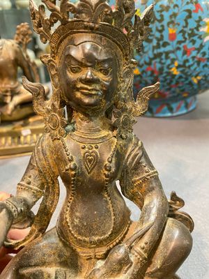 Cinq statuettes en albâtre, bronze et cuivre, Asie, 19/20ème — photo 8