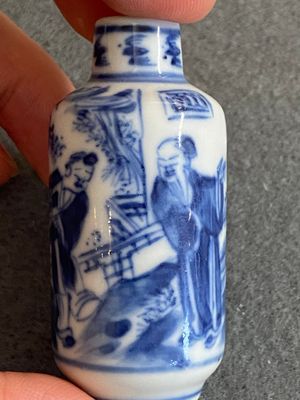 Cinq tabatières en porcelaine de Chine en bleu et blanc, 19ème — photo 13